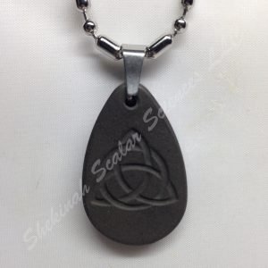 Triquetra / Trinity Energy Pendant - 7448 Ions/Cm3