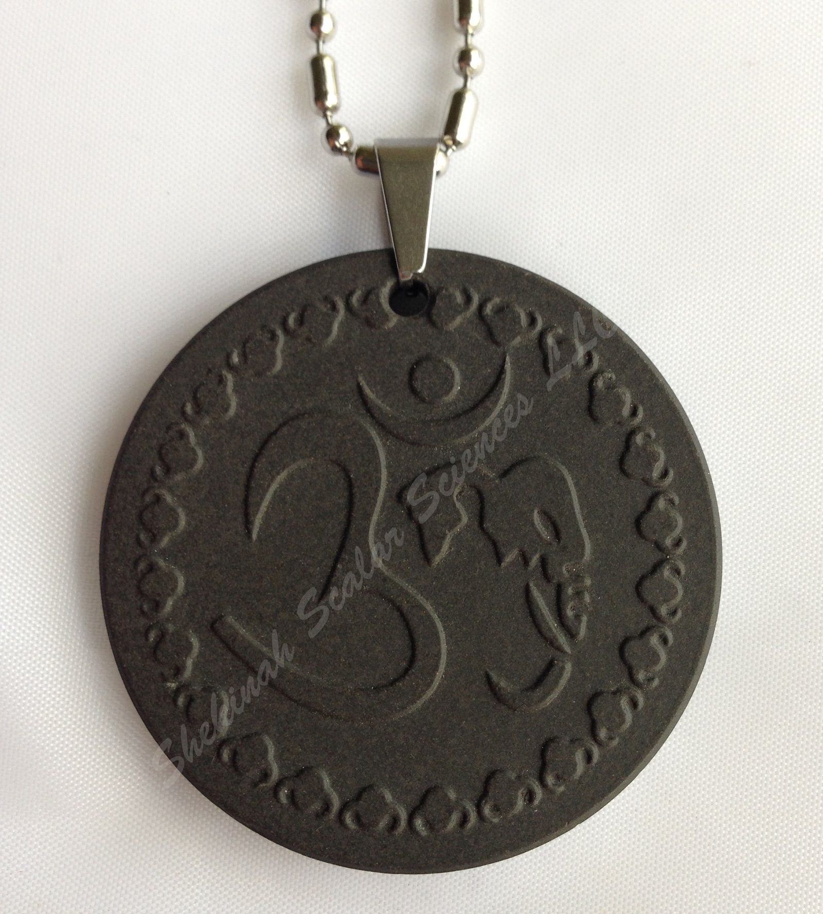 Aum Om Omkara Energy Pendant - 7472 Ions/Cm3